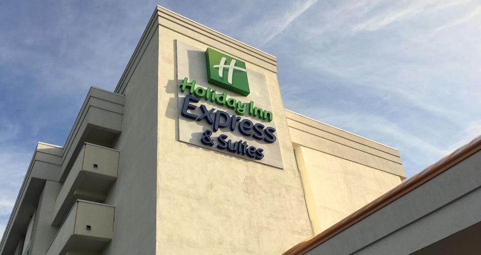 Holiday Inn Express Milford By Ihg Exteriör bild