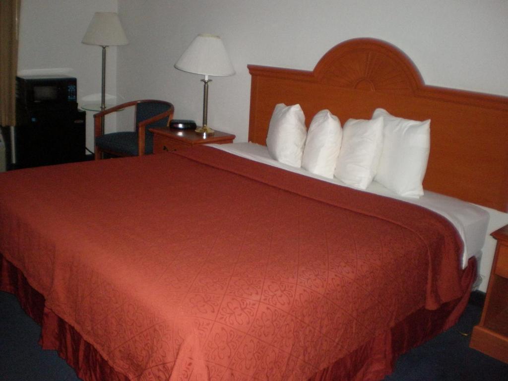 Holiday Inn Express Milford By Ihg Exteriör bild